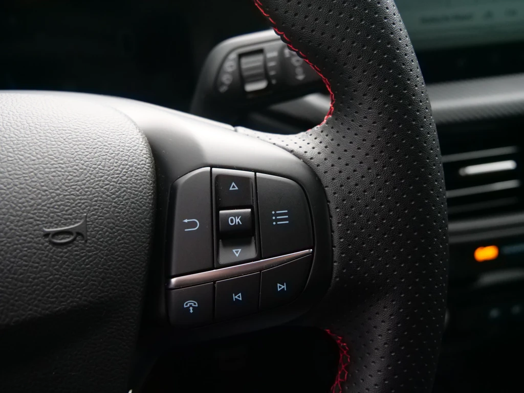 Ford Kuga – foto 31