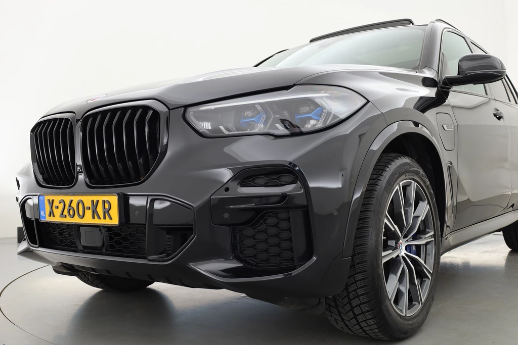 BMW X5 – foto 2
