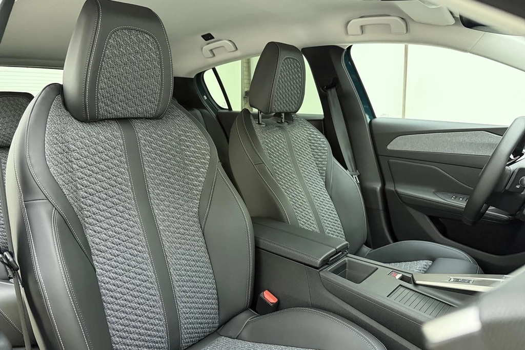 Peugeot 308 – foto 13