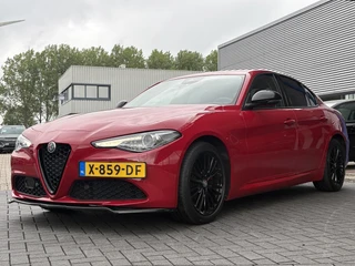 Alfa Romeo Giulia – thumbnail 1