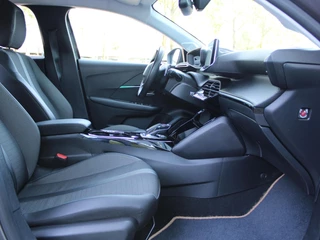 Peugeot 208 – thumbnail 9