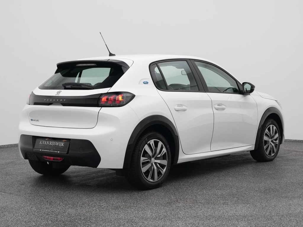 Peugeot e-208 – foto 10