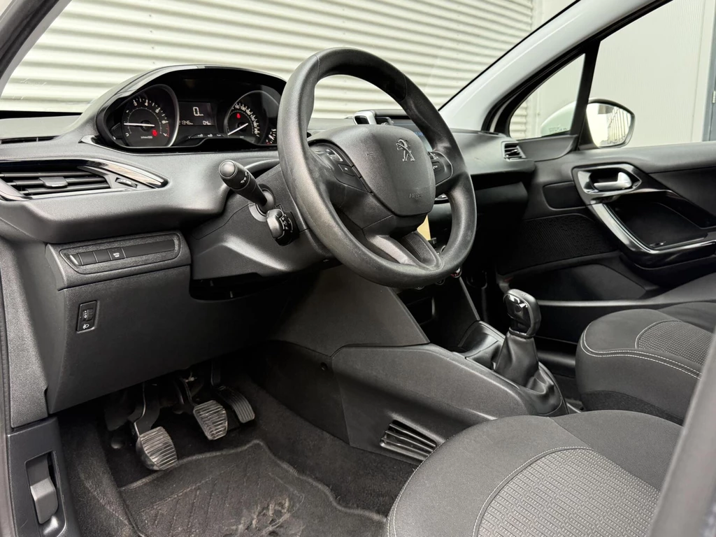 Peugeot 208 – foto 7