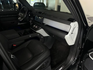 Land Rover Defender – thumbnail 35