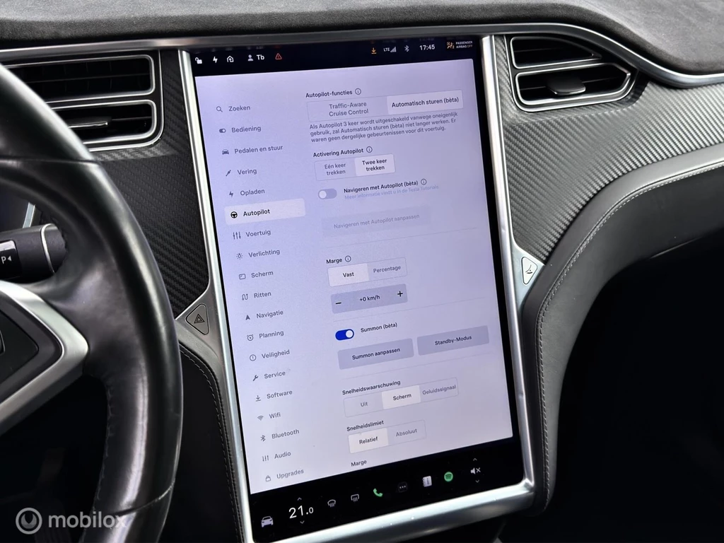 Tesla Model X – foto 22
