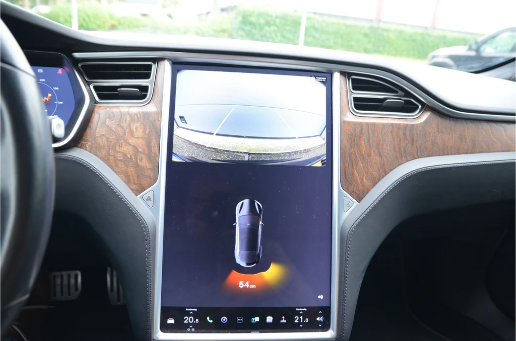 Tesla Model S – foto 24