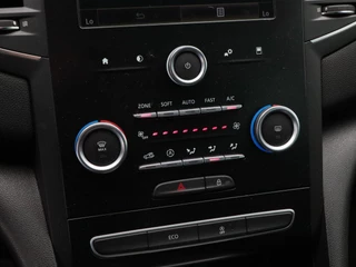 Renault Mégane Estate – thumbnail 10