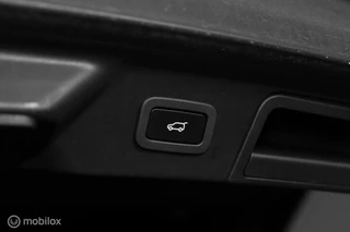 Land Rover Range Rover Velar – thumbnail 42