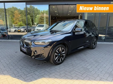 BMW iX3 M-SPORT 80 KWH,Pano,Adapt LED,Driving Assistant Pro,Leer,Camera,Memory,