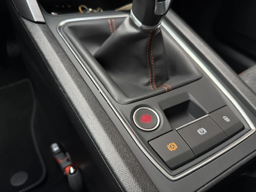 SEAT Leon – foto 41