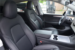 Tesla Model Y – thumbnail 7