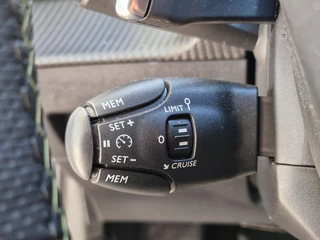 Peugeot 208 – thumbnail 18
