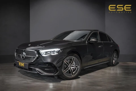 Mercedes-Benz E-klasse 300 e AMG Line | Panorama | Memory | 360 Camera