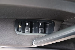 Volkswagen Golf – thumbnail 11