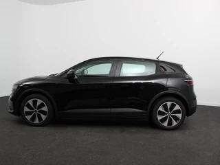 Renault Megane E-Tech – thumbnail 2