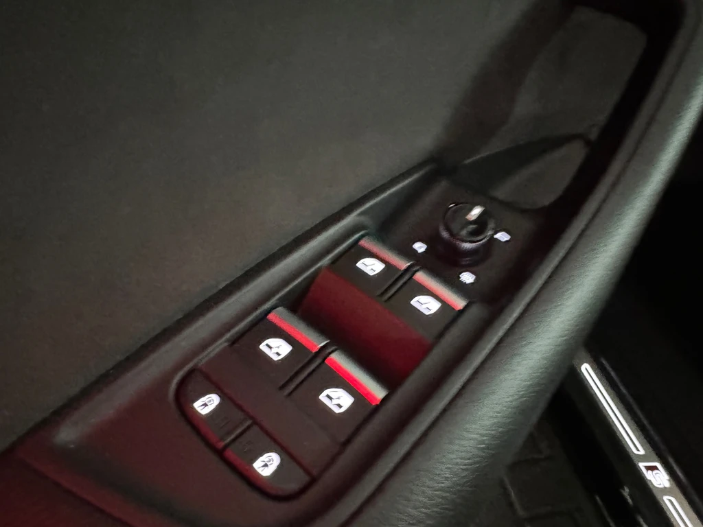 Audi Q8 – foto 19