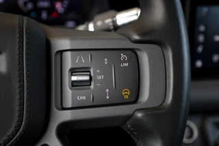 Land Rover Defender – thumbnail 39