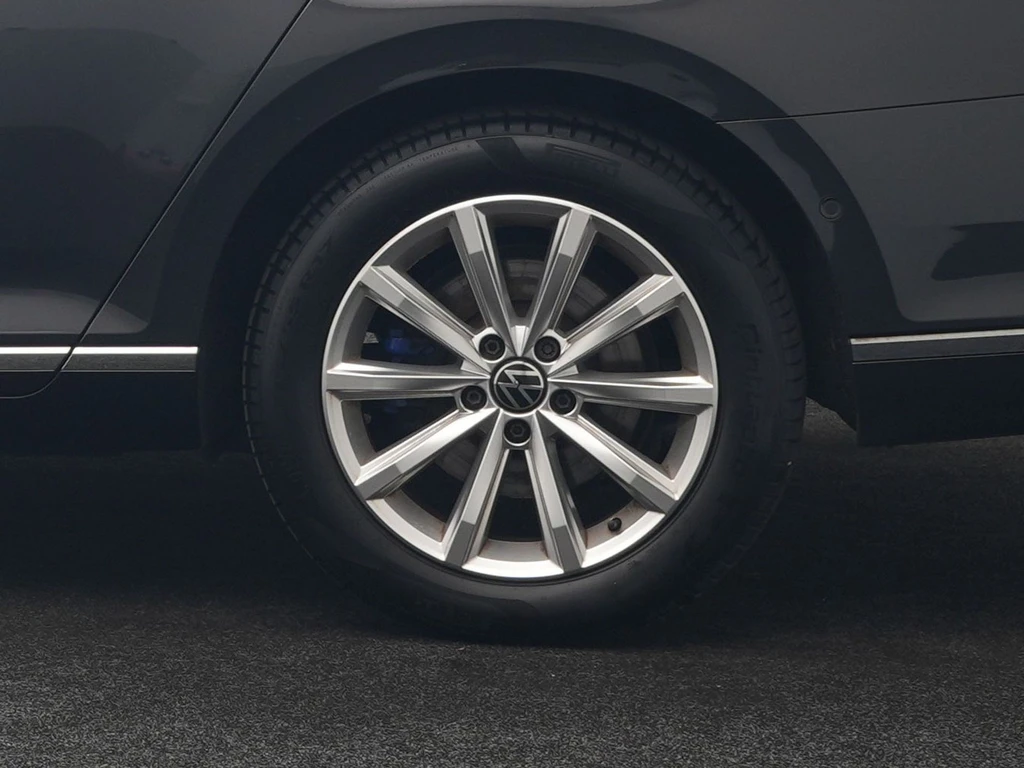 Volkswagen Passat – foto 55