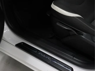 Volvo V40 – thumbnail 12