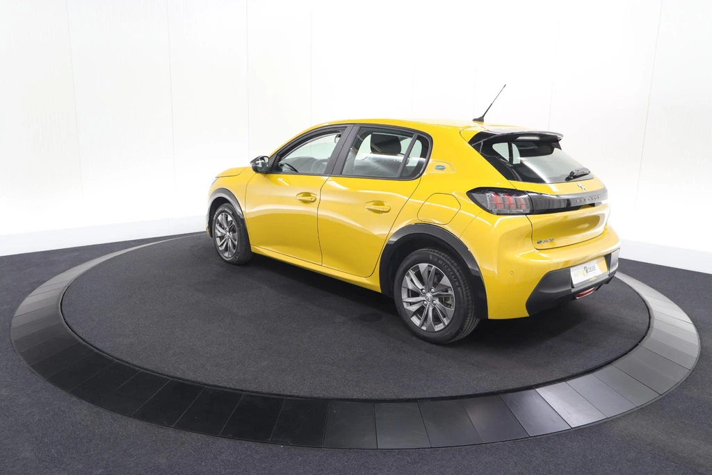 Peugeot e-208 – foto 8