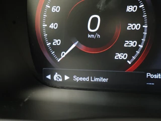 Volvo XC90 – thumbnail 27