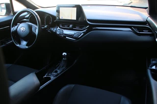 Toyota C-HR – thumbnail 9