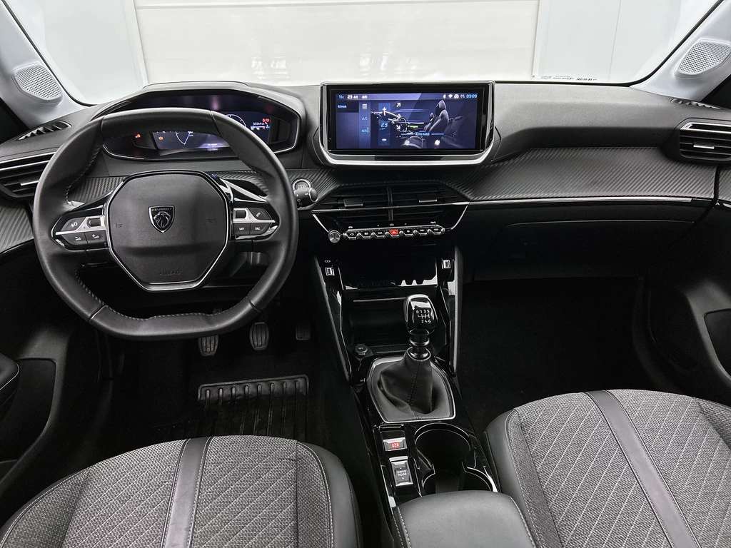 Peugeot 208 – foto 24