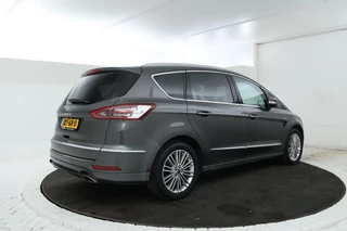 Ford S-Max – thumbnail 4
