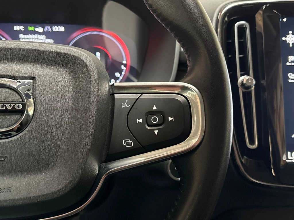 Volvo XC40 – foto 17