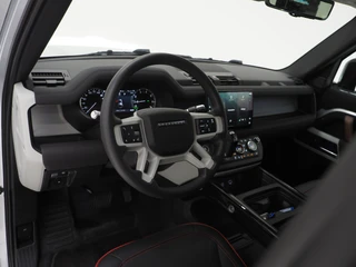 Land Rover Defender – thumbnail 18