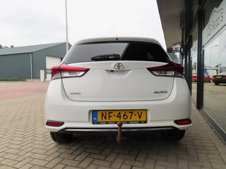 Toyota Auris – thumbnail 4
