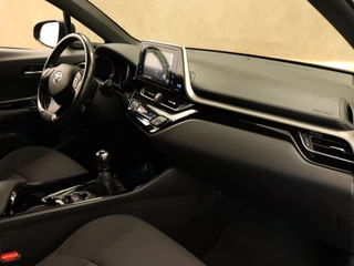 Toyota C-HR – thumbnail 22