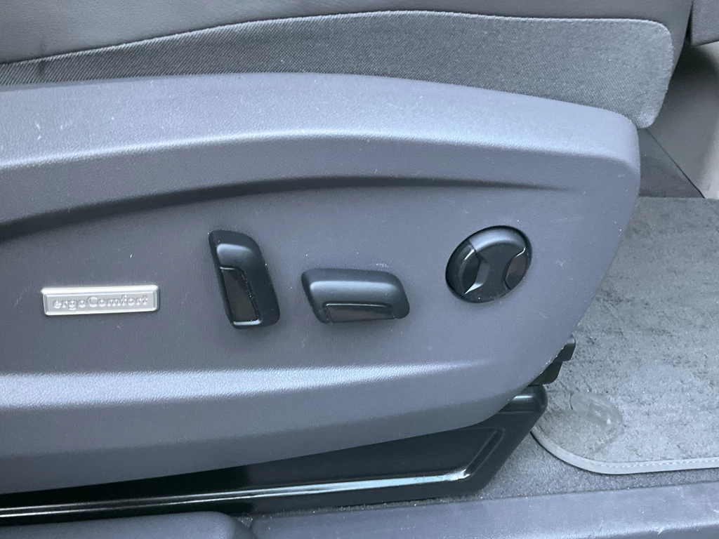 Volkswagen Multivan – foto 26