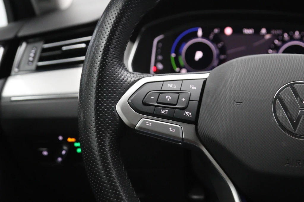 Volkswagen Passat – foto 20