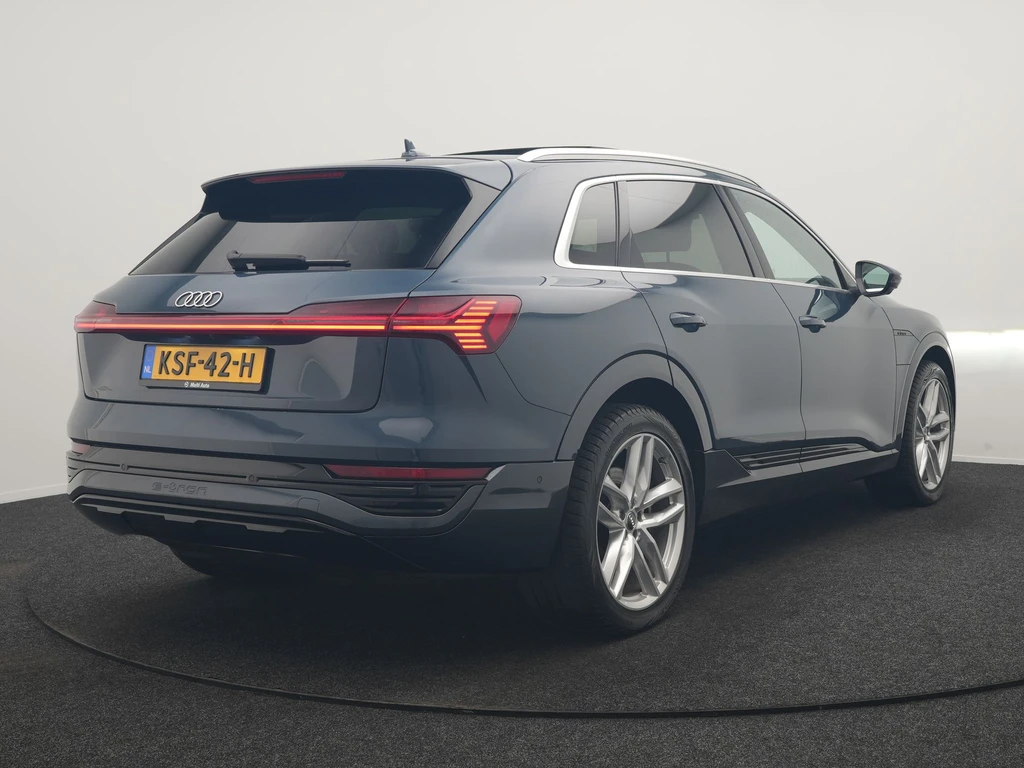 Audi Q8 e-tron – foto 7