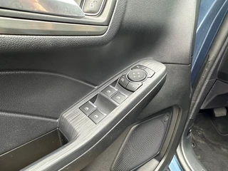 Ford Kuga – thumbnail 26
