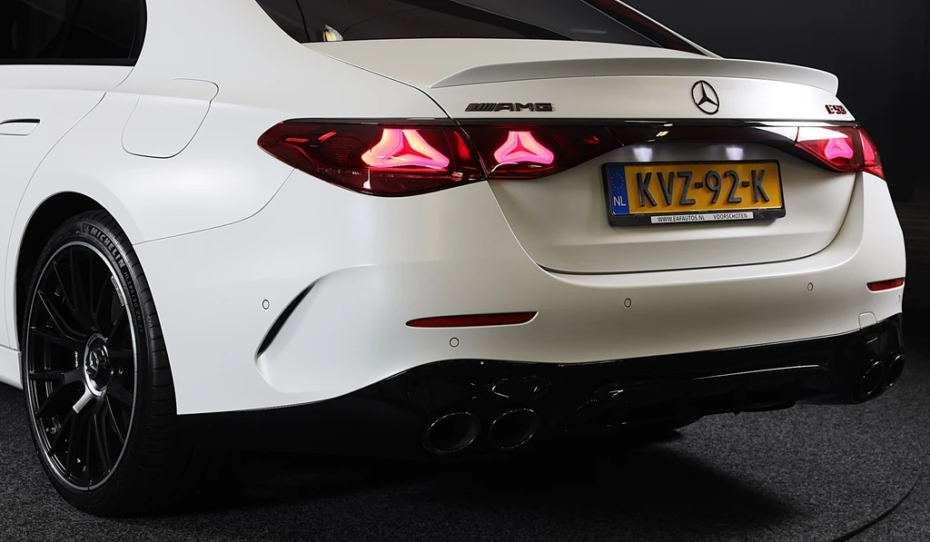 Mercedes-Benz E-Klasse – foto 6