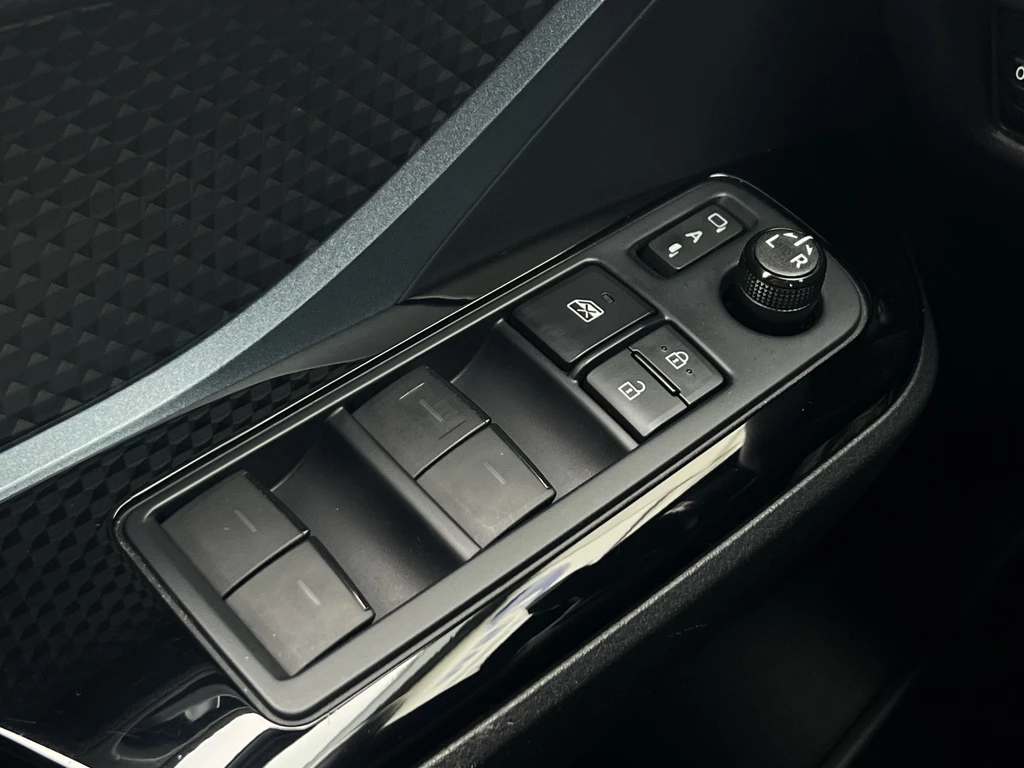 Toyota C-HR – foto 13