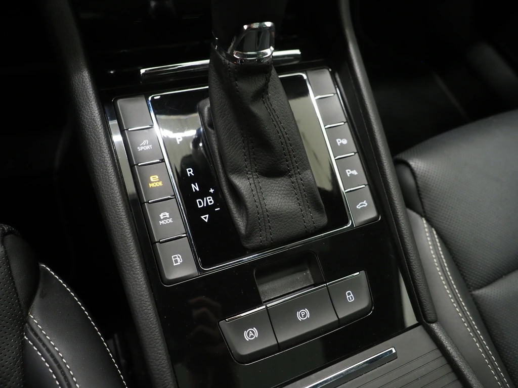Škoda Superb – foto 37