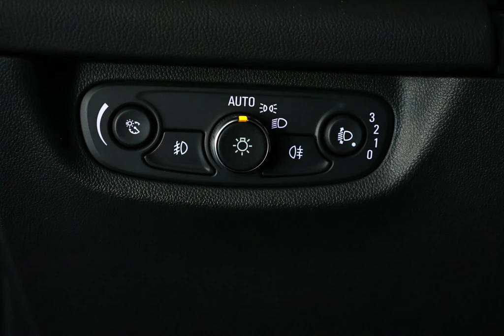 Opel Insignia – foto 18