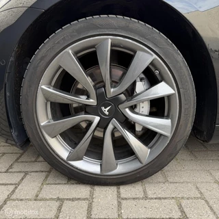 Tesla Model 3 – thumbnail 21
