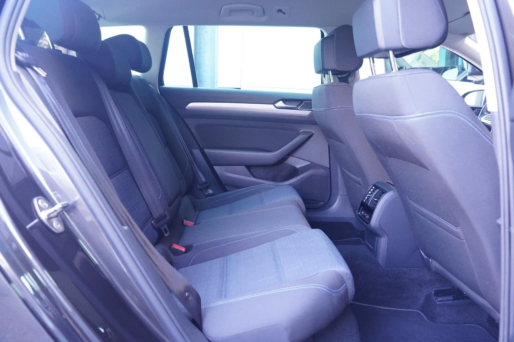 Volkswagen Passat – foto 50