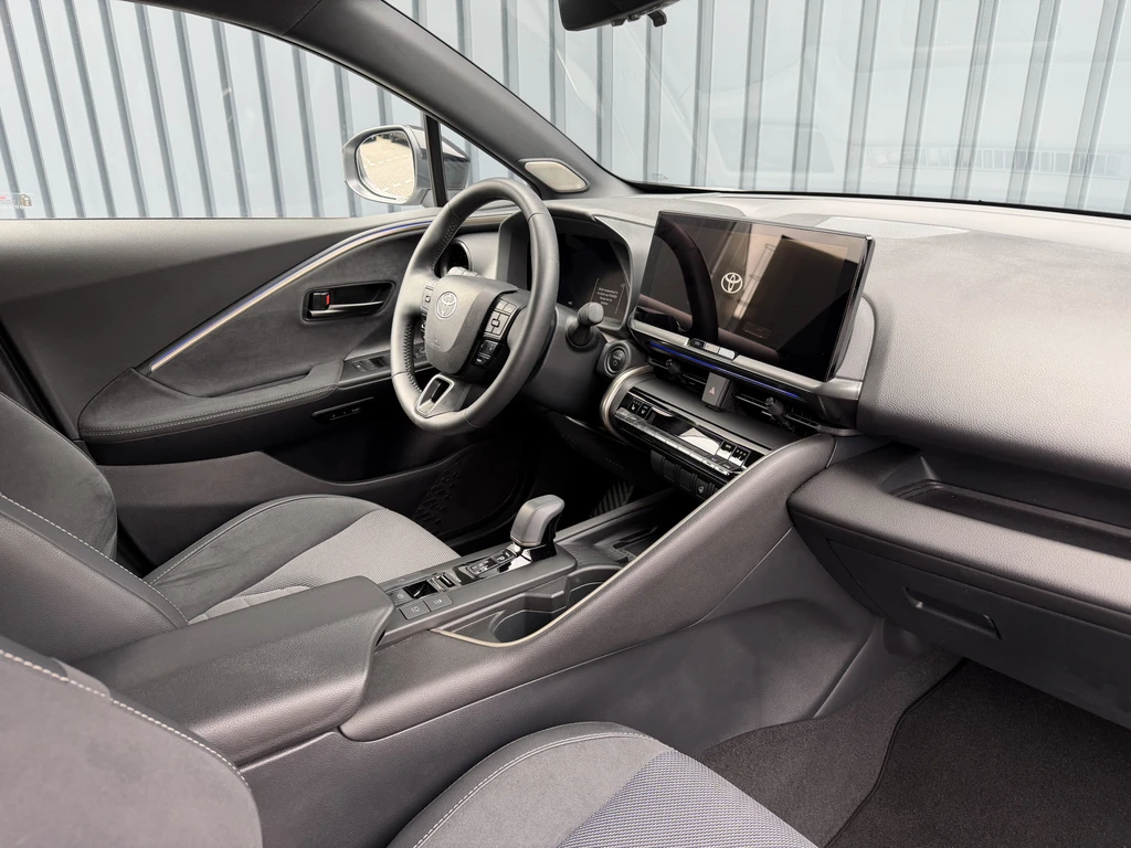 Toyota C-HR – foto 16