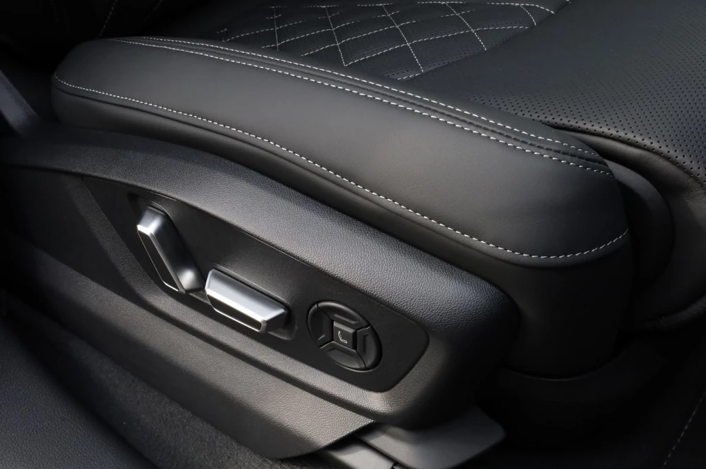 Audi Q8 – foto 31