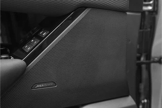 Land Rover Range Rover Velar – thumbnail 27
