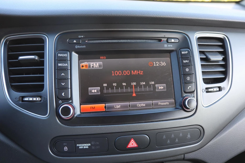 Kia Carens – foto 29