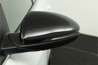 Kia ProCeed – thumbnail 16
