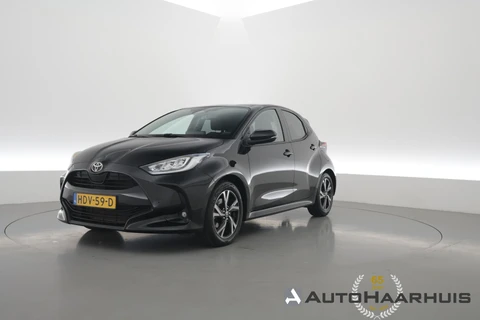Toyota Yaris 1.5 Hybrid 115 First Edition | winterset | Afn. Trekhaak | Apple CarPlay | Adapt. Cruise | Camera |