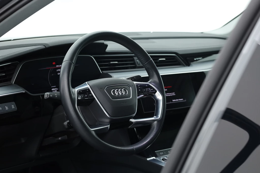 Audi e-tron – foto 6