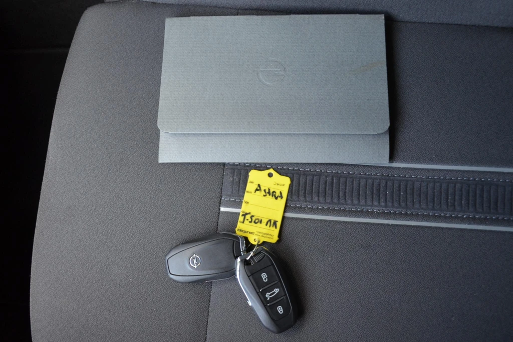 Opel Astra – foto 54